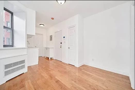 172 Mulberry St #5, Manhattan, NY 10013