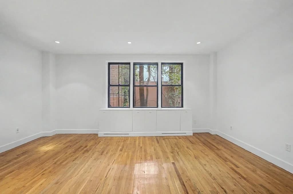 156 Prince Street #2B, Manhattan, NY 10012 apartment_living_room 1