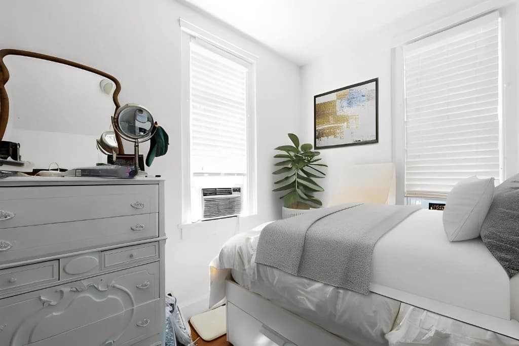 149 Sullivan Street #4B, Manhattan, NY 10012 apartment_bedroom_room 1