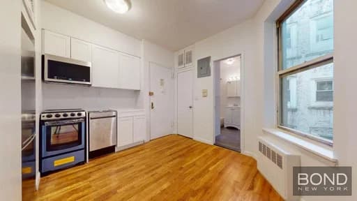 26 King Street #11, Manhattan, NY 10014