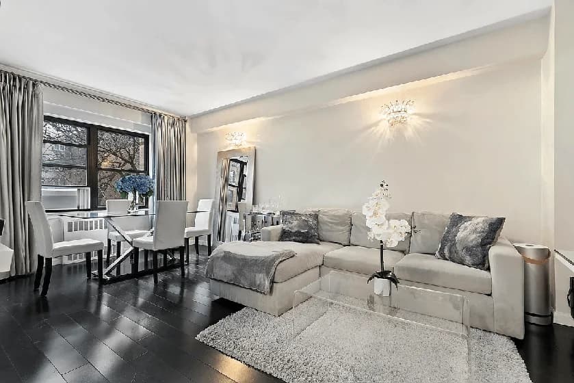 180 West Houston Street #2-F, Manhattan, NY 10014 apartment_living_room 1