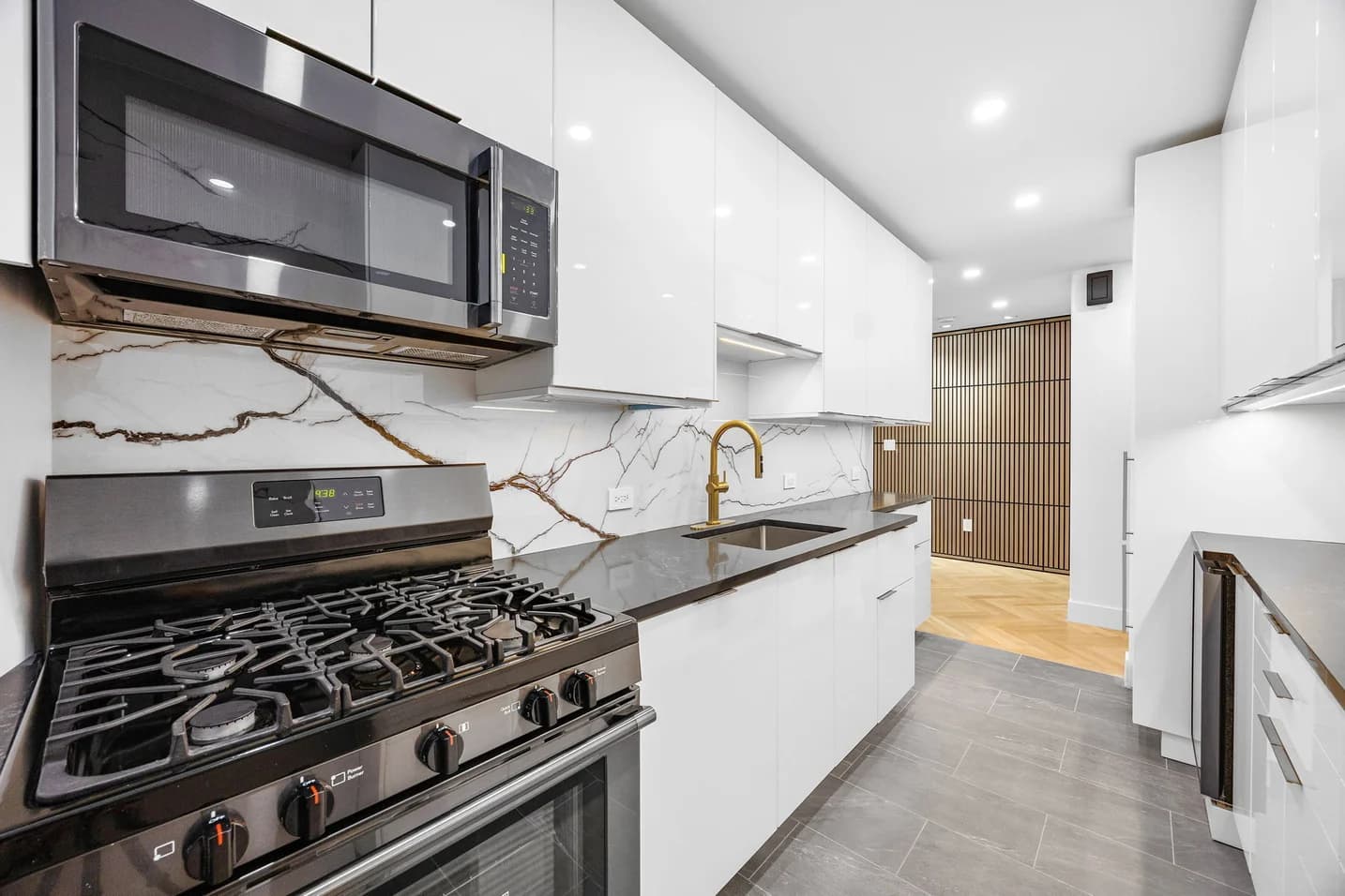 25 Minetta Lane #2F, Manhattan, NY 10012 apartment_kitchen 1