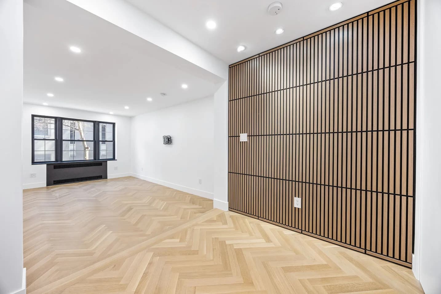 25 Minetta Lane #2F, Manhattan, NY 10012 apartment_bedroom_room 1