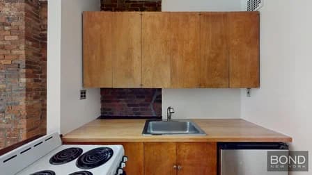 123 West 3 Street #D, Manhattan, NY 10012