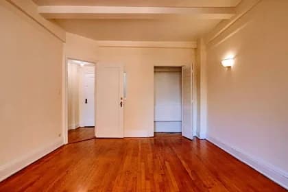 11 Waverly Place #10F, Manhattan, NY 10003