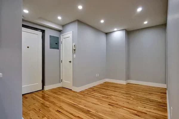 11 Waverly Place #4F, Manhattan, NY 10003