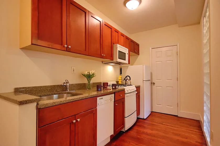 11 Waverly Place #5K, Manhattan, NY 10003 apartment_kitchen 3