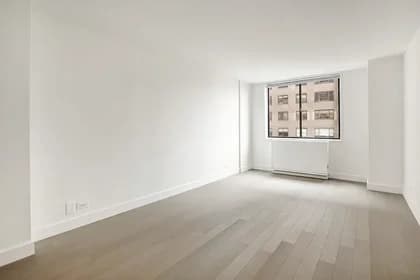 300 Mercer Street #33-C, Manhattan, NY 10003