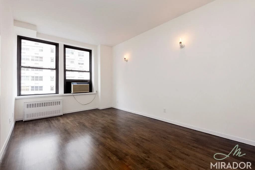 65 4 Avenue #4E, Manhattan, NY 10003 apartment_bedroom_room 1
