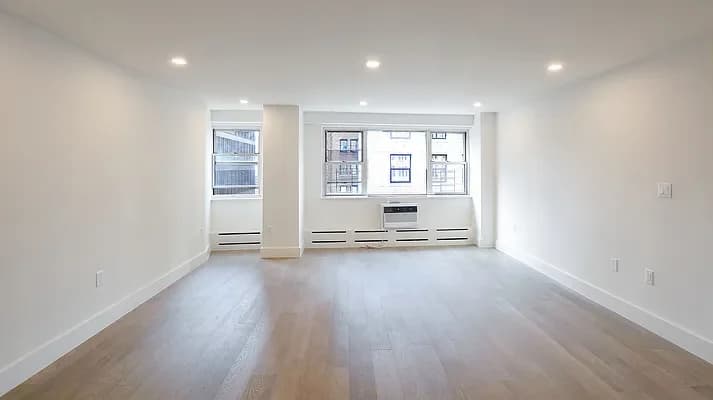 60 East 12 Street #9f, Manhattan, NY 10003 apartment_living_room 1