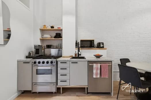 39 East 12 Street #310, Manhattan, NY 10003