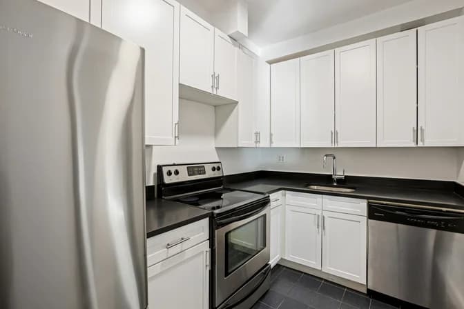 24 5 Avenue #815, Manhattan, NY 10011