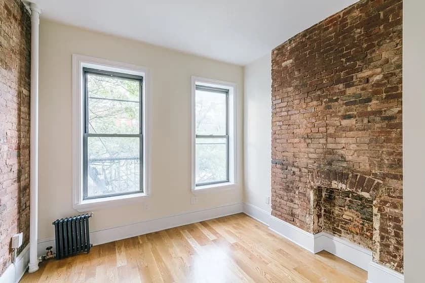 7 Carmine Street #14, Manhattan, NY 10014 apartment_living_room 1