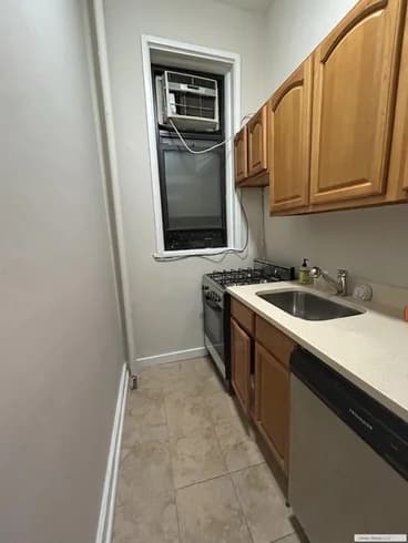 161 West 10 Street #1D, Manhattan, NY 10014 - Image 1