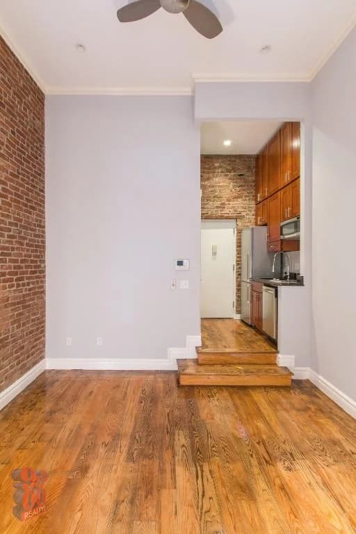 234 West 14 Street #2D, Manhattan, NY 10011 apartment_living_room 1