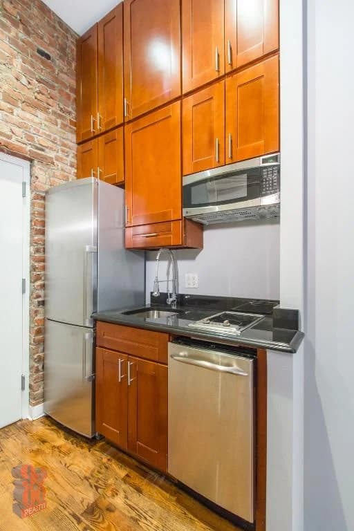 234 West 14 Street #3B, Manhattan, NY 10011 apartment_kitchen 1
