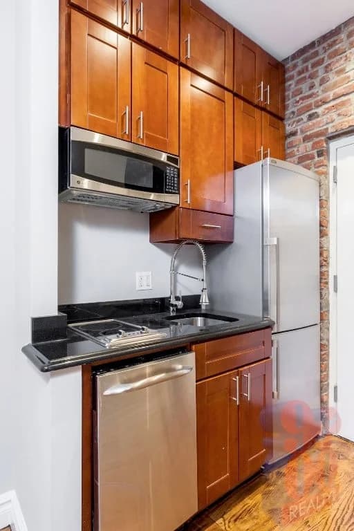 234 West 14 Street #4C, Manhattan, NY 10011 1