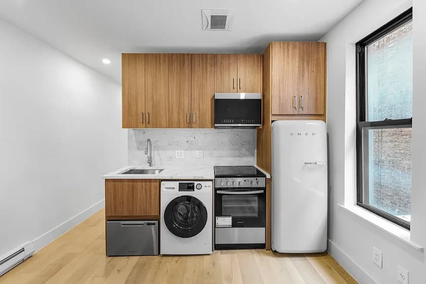 234 West 14 Street #5B, Manhattan, NY 10011 apartment_kitchen 3