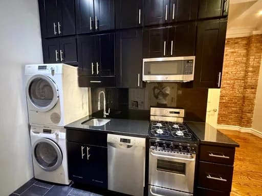 232 West 14 Street #1A, Manhattan, NY 10011