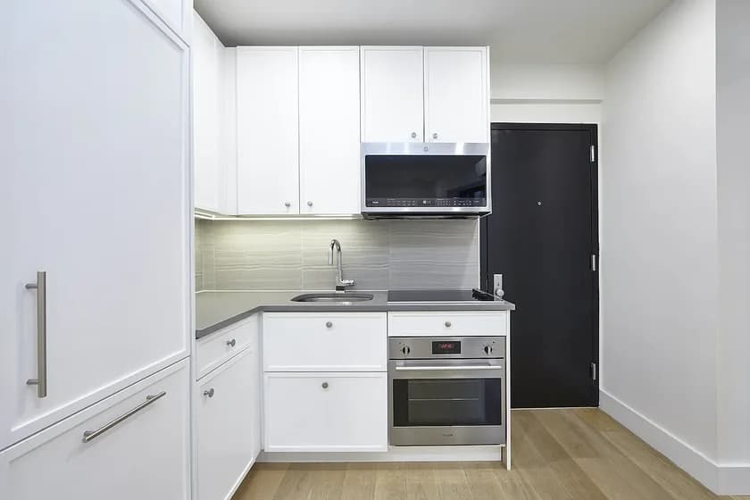 236 West 10 Street #6, Manhattan, NY 10014 apartment_kitchen 1