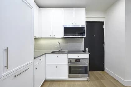 236 West 10 Street #6, Manhattan, NY 10014