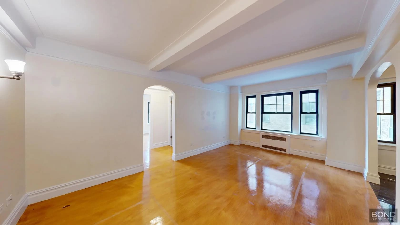 95 Christopher Street #6j, Manhattan, NY 10014 apartment_living_room 1