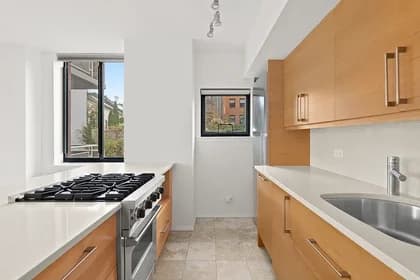 140 Charles Street #4C, Manhattan, NY 10014