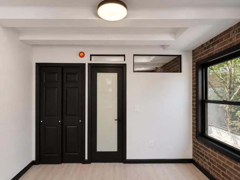 561 Hudson Street #5, Manhattan, NY 10014 apartment_entry 1