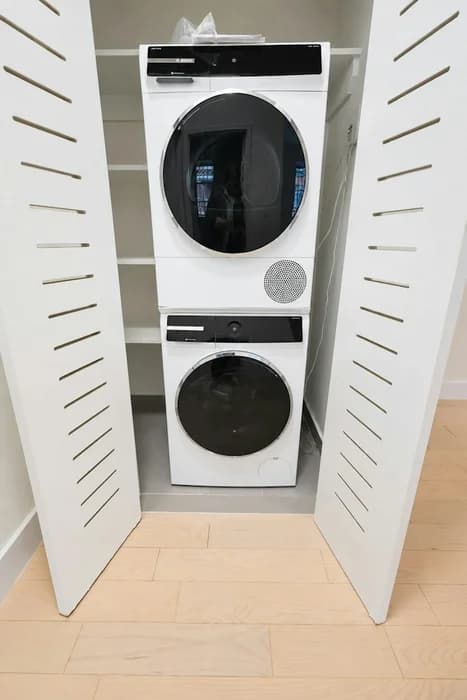 110 Horatio Street #603, Manhattan, NY 10014 apartment_washer_dryer 1