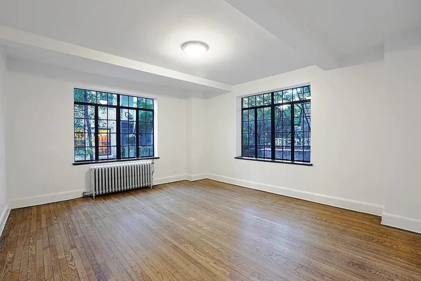 433 West 21 Street #2f, Manhattan, NY 10011 apartment_living_room 1
