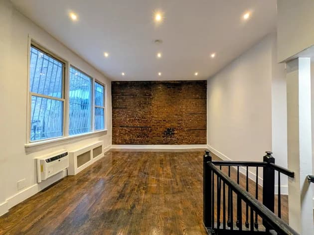 339 West 19 Street #C, Manhattan, NY 10011
