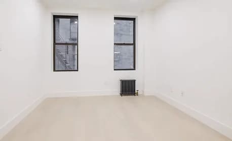 300 West 21 Street #31, Manhattan, NY 10011