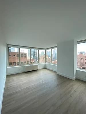 326 West 34 Street #20M, Manhattan, NY 10001