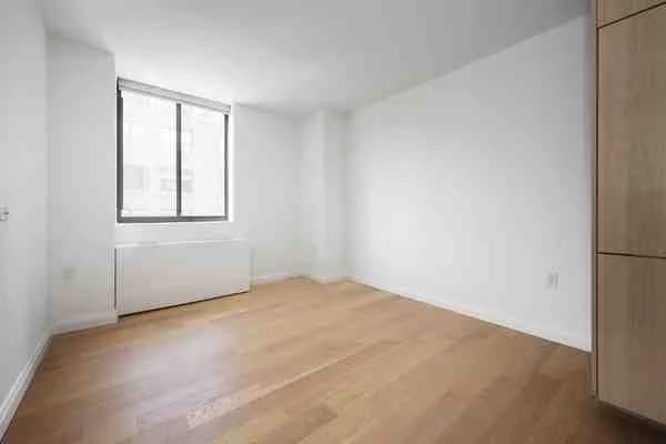 250 West 19 Street #06M, Manhattan, NY 10011
