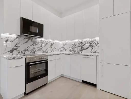 229 West 20 Street #1C, Manhattan, NY 10011