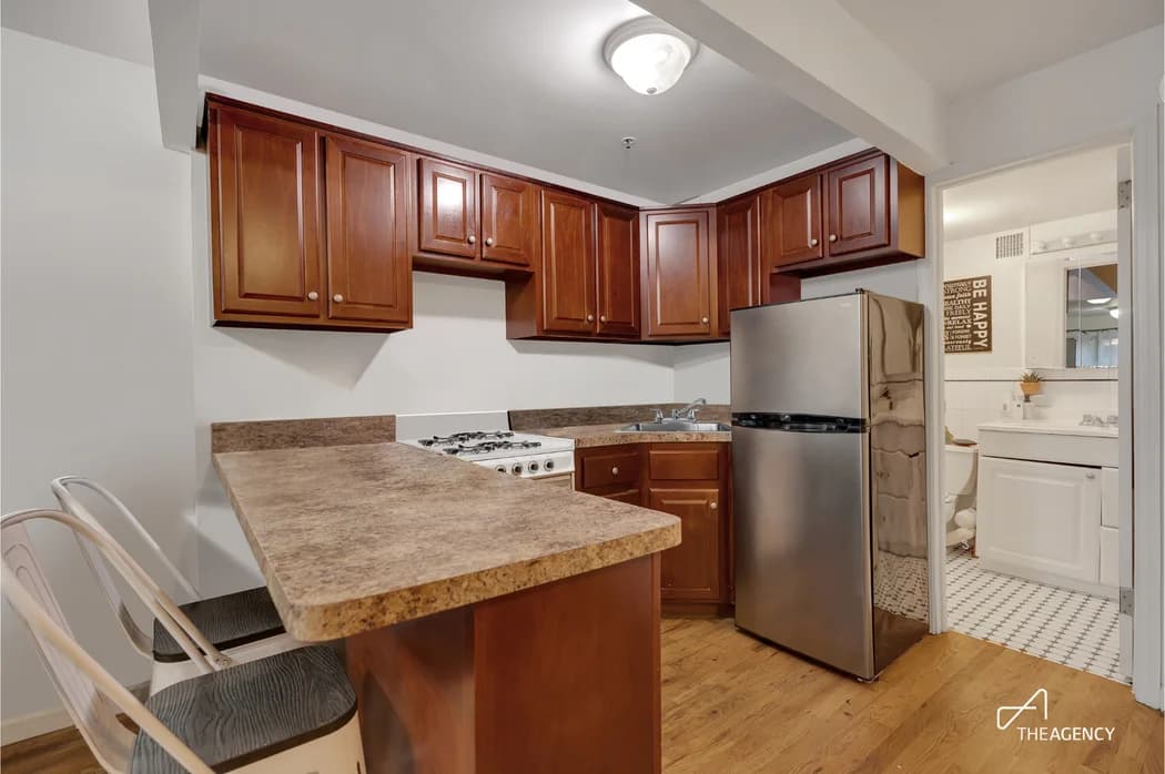 242 West 21 Street #1B, Manhattan, NY 10011 apartment_kitchen 1