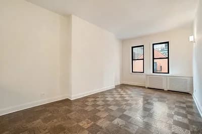 235 West 22 Street #4C, Manhattan, NY 10011