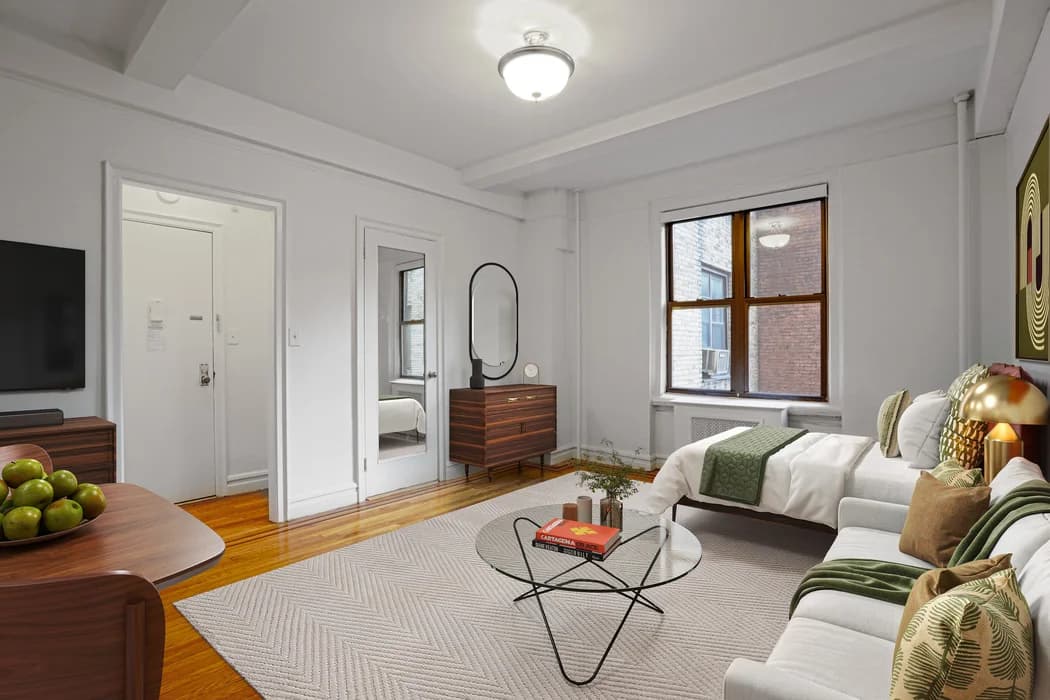 208 West 23 Street #1408, Manhattan, NY 10011 - Image 1