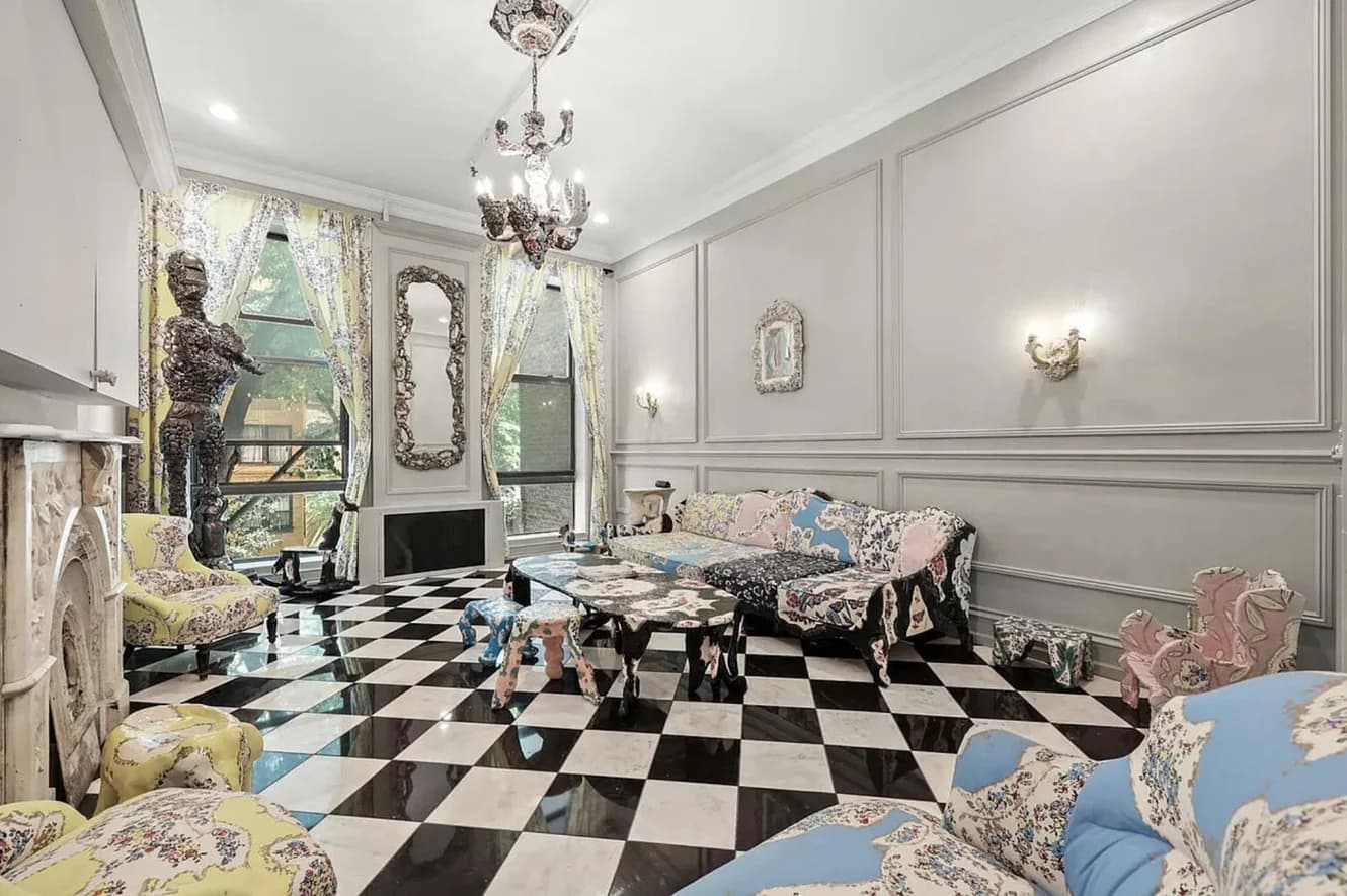 260 West 25 Street #2, Manhattan, NY 10001 apartment_living_room 1