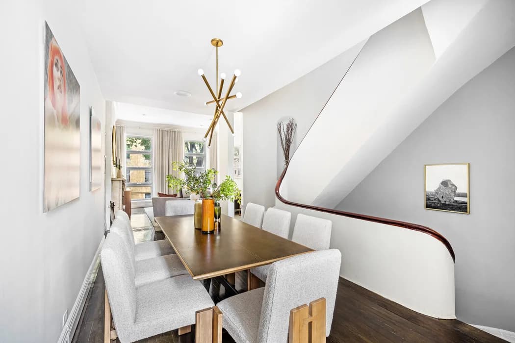 262 West 25 Street #2, Manhattan, NY 10001 apartment_dining_room 1