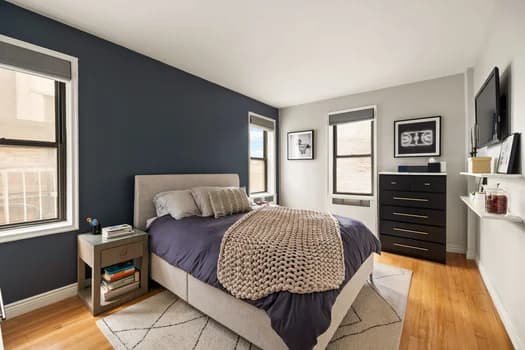 225 West 25 Street #2A, Manhattan, NY 10001 - Image 1