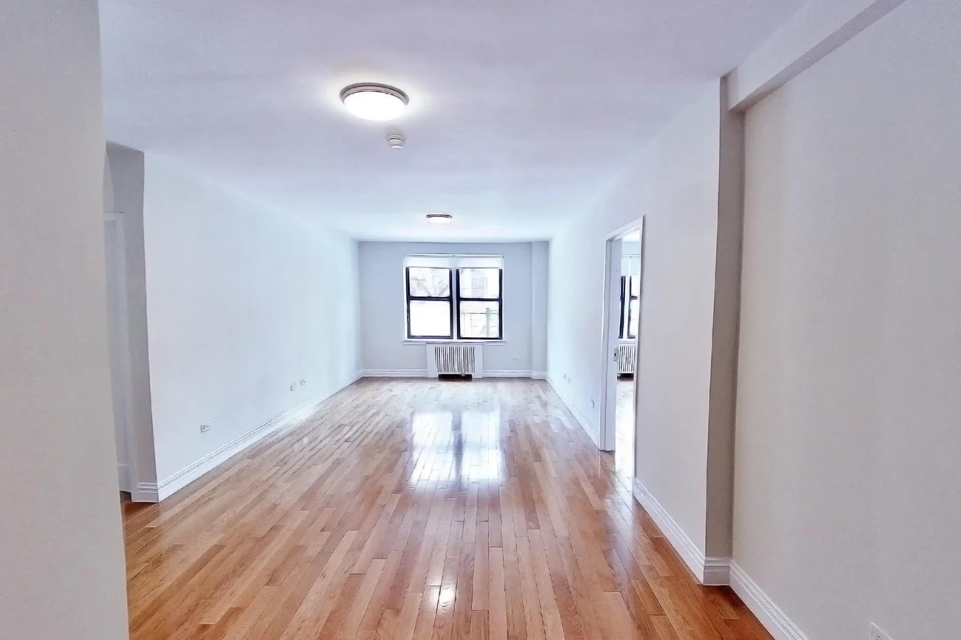 108 West 15 Street #002M, Manhattan, NY 10011 apartment_living_room 1