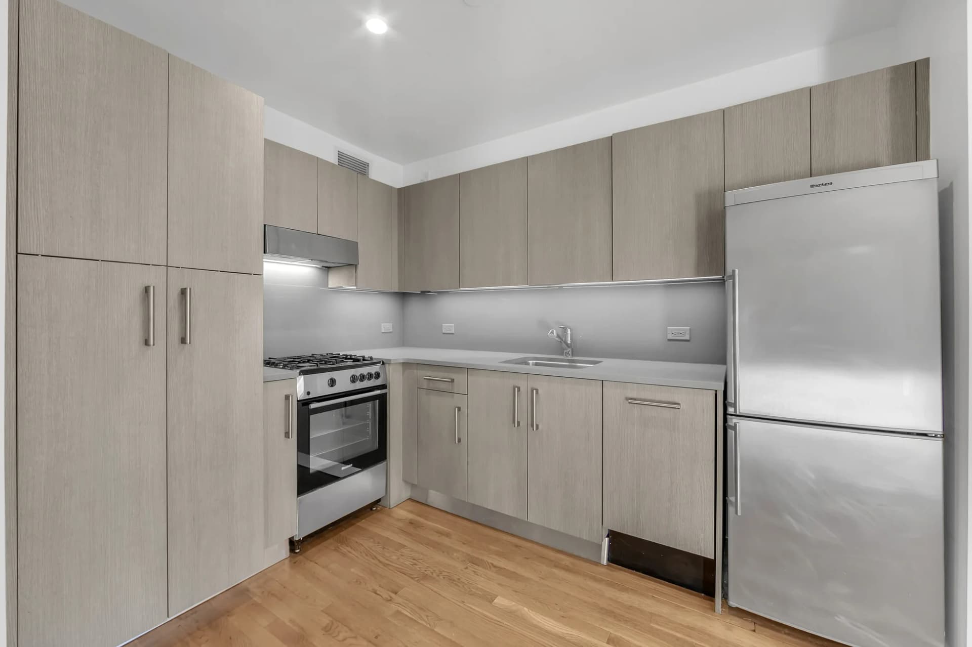101 West 15 Street #430, Manhattan, NY 10011