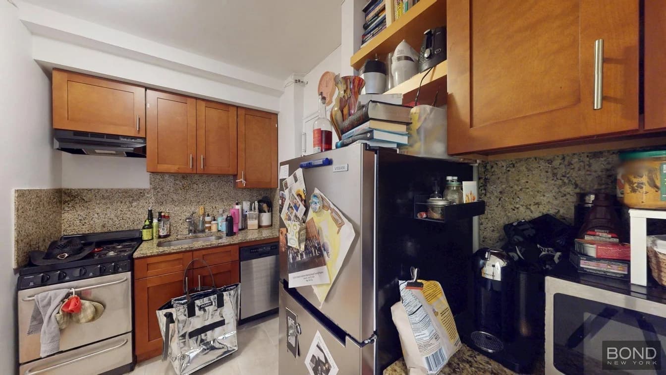 163 W 17 St #6F, Manhattan, NY 10011 apartment_kitchen 1