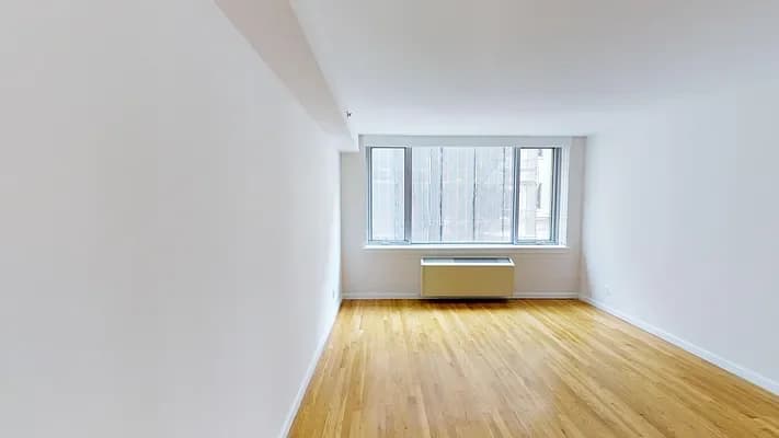 120 West 21 Street #501, Manhattan, NY 10011 apartment_living_room 1
