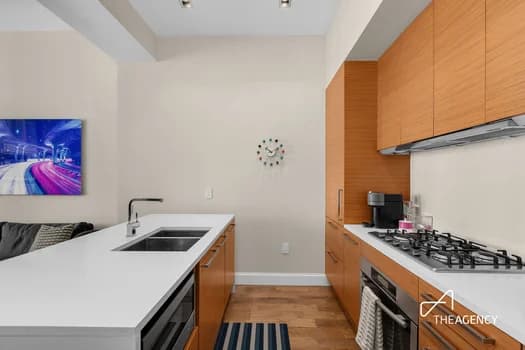 140 W 22 St #6B, Manhattan, NY 10011 - Image 1