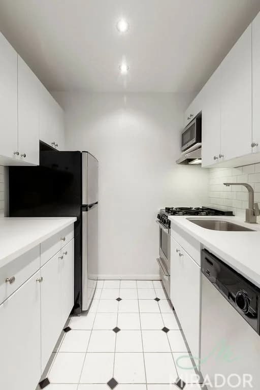 43 West 16 Street #4H, Manhattan, NY 10011 apartment_kitchen 1