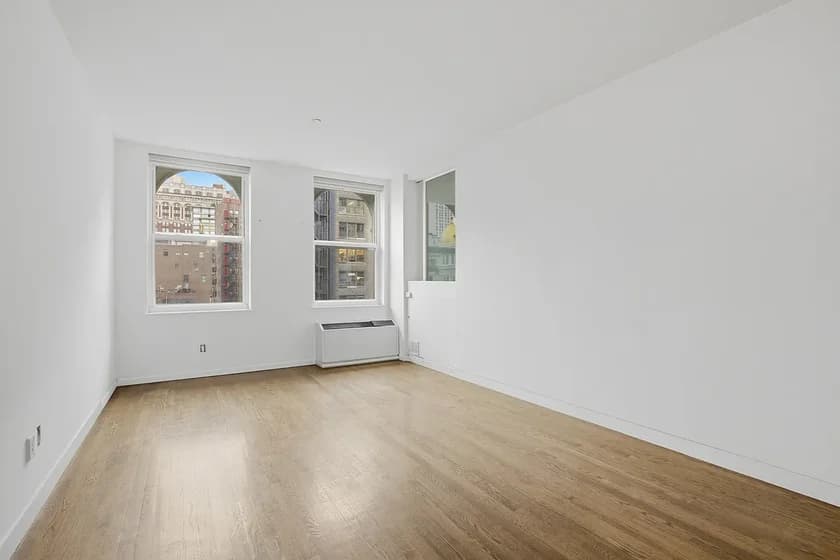 60 West 20 Street #3-H, Manhattan, NY 10011 apartment_living_room 1