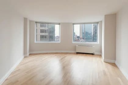 776 6 Ave #16F, Manhattan, NY 10001