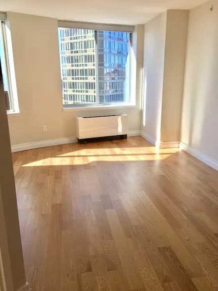 The Capitol 776 6 Ave #26E, Manhattan, NY 10001 apartment_living_room 1